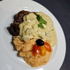 Lomo en salsa de champiñones